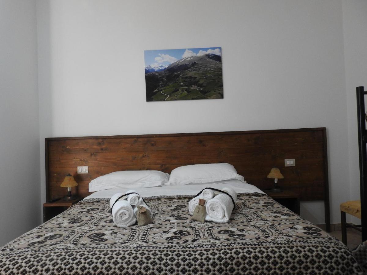 La Fattoria Dei Sibillini Villa มอนเตมอนาโก ภายนอก รูปภาพ