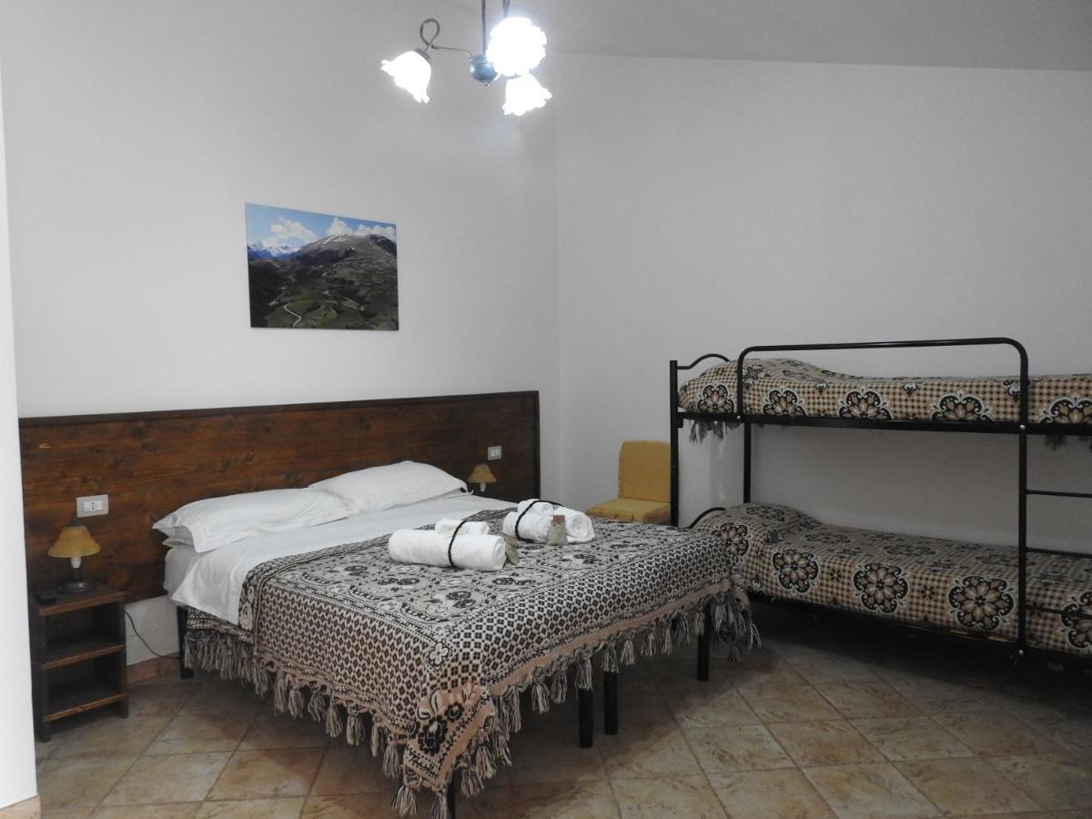 La Fattoria Dei Sibillini Villa มอนเตมอนาโก ภายนอก รูปภาพ