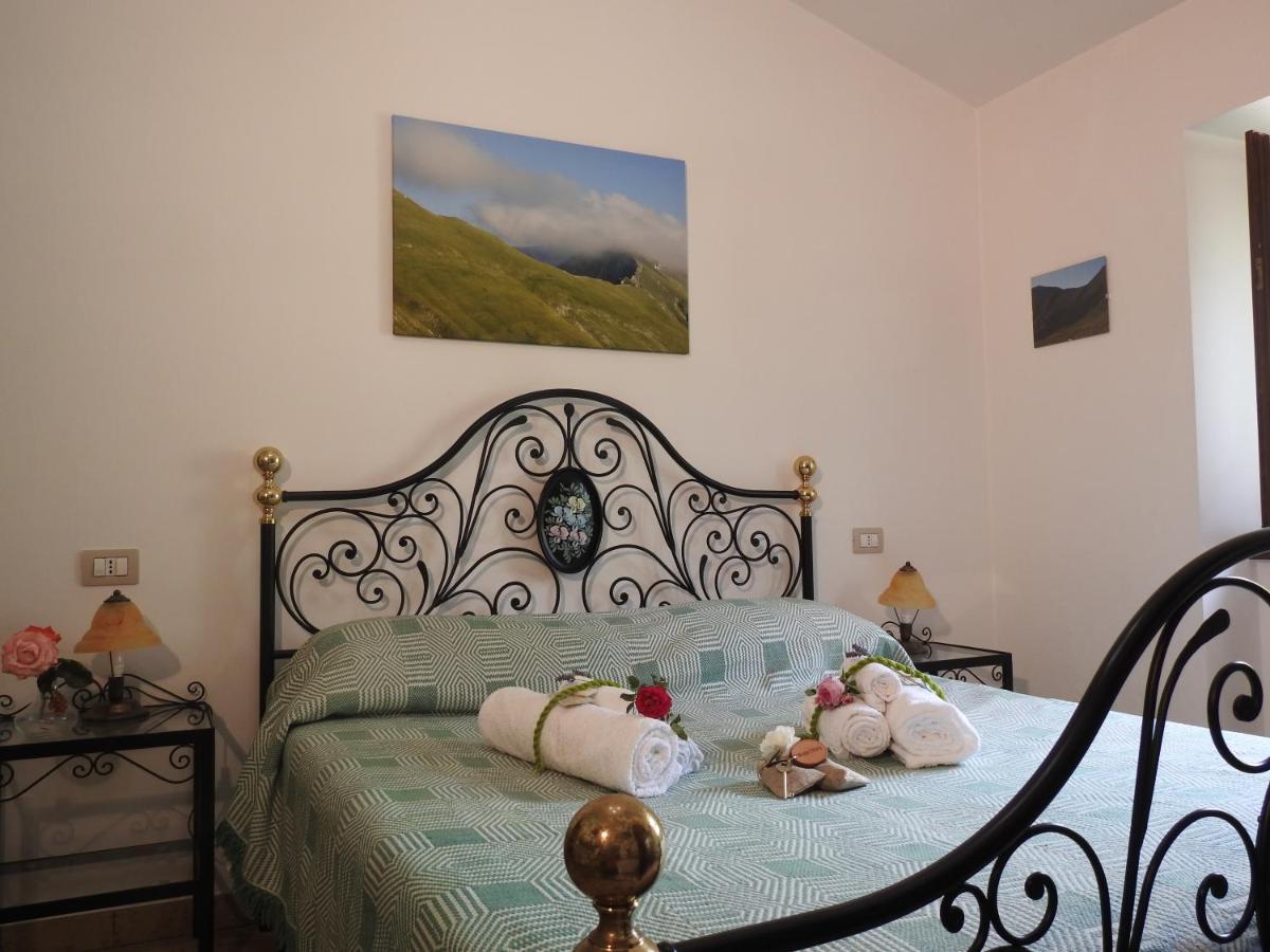 La Fattoria Dei Sibillini Villa มอนเตมอนาโก ภายนอก รูปภาพ