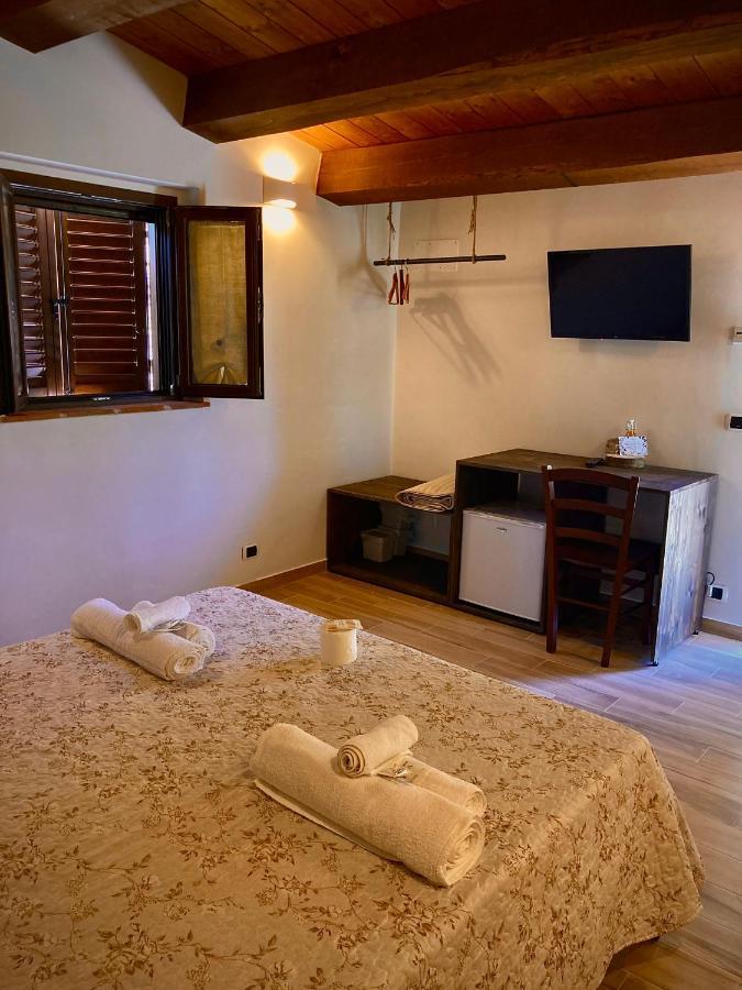 La Fattoria Dei Sibillini Villa มอนเตมอนาโก ภายนอก รูปภาพ