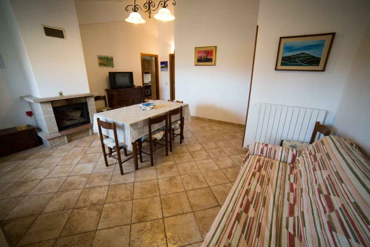 La Fattoria Dei Sibillini Villa มอนเตมอนาโก ภายนอก รูปภาพ